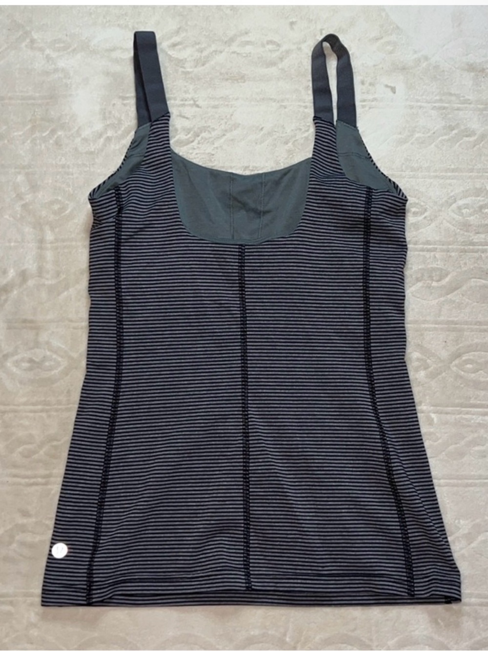 Lululemon Gray Striped Scoop Neck Tank Top EUC - Picture 5 of 8